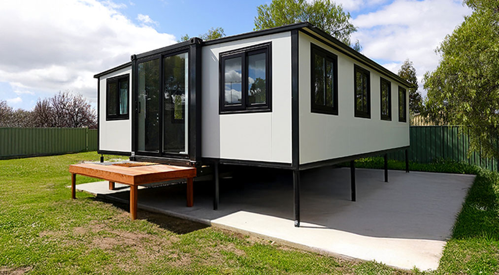 Mirage 2-Bed, 1-Bath, 1-Kitchen